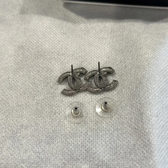 Authentic Chanel Fashion Earrings